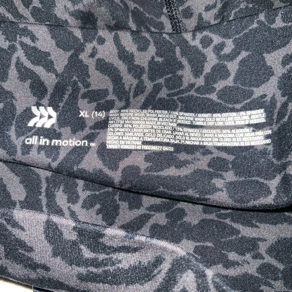 All In Motion Girls Black & Gray Animal Print Leggings & Black Sweat Pants XL 14